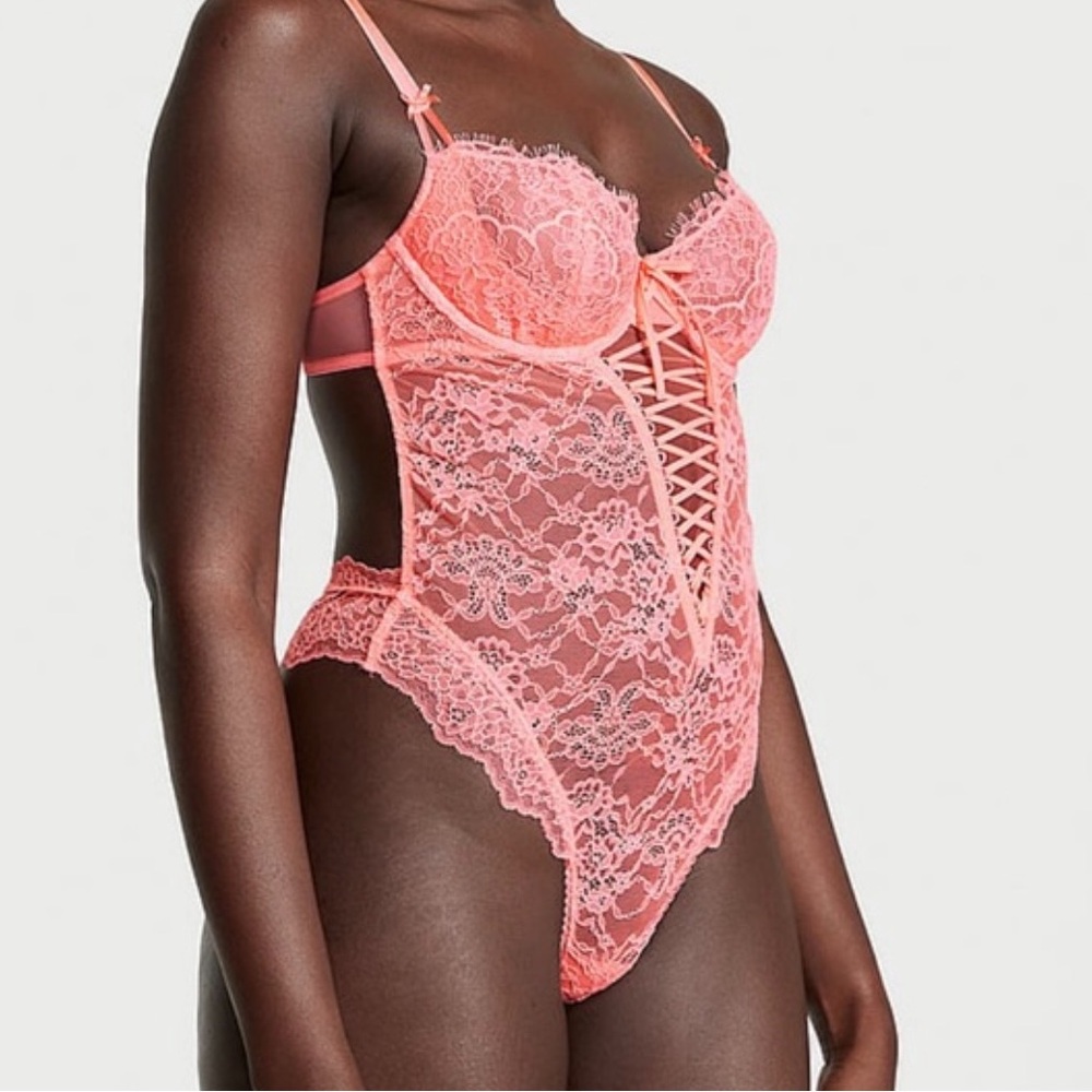 Victoria’s Secret Dream Angels Peach Lace Teddy